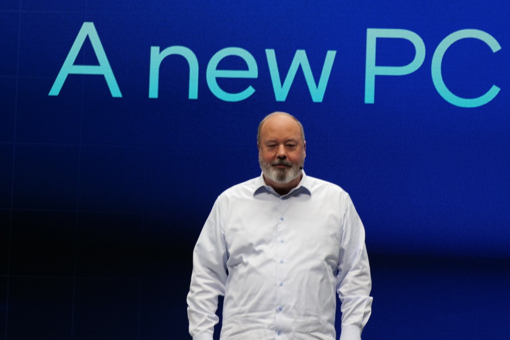 Intel CES 2025 Keynote ：新時代的AI Inside - 滄者極限| 滄者極限